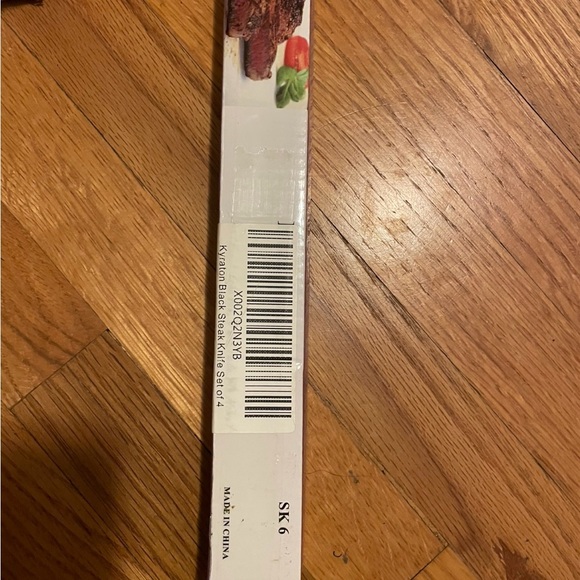 Sleek Black Steak Knives Set - Picture 8 of 8